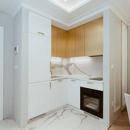 Marble Suite Kragujevac Exteriör bild