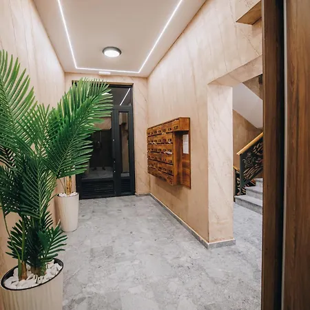 Marble Suite Kragujevac Exteriör bild