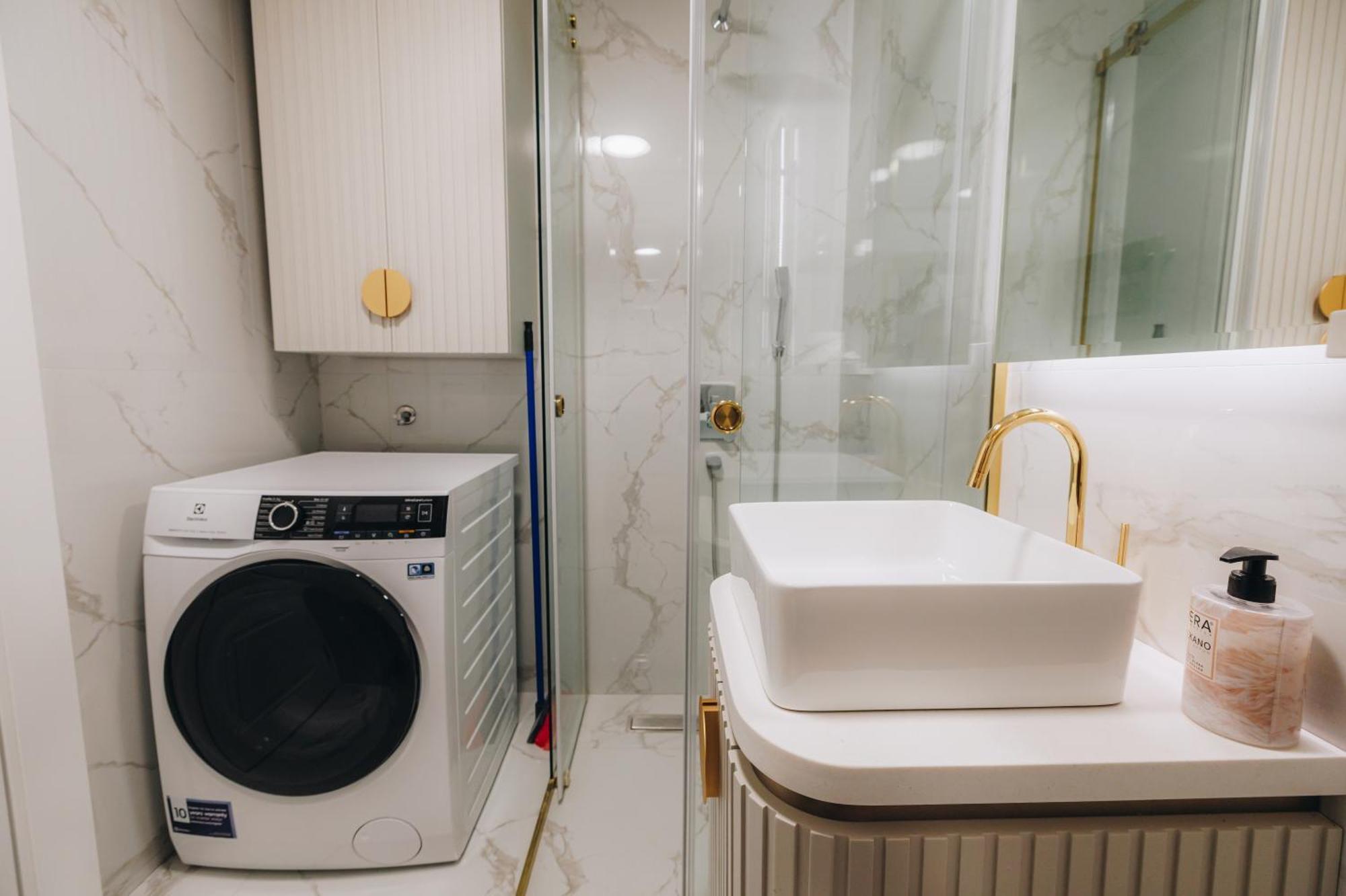 Marble Apartment